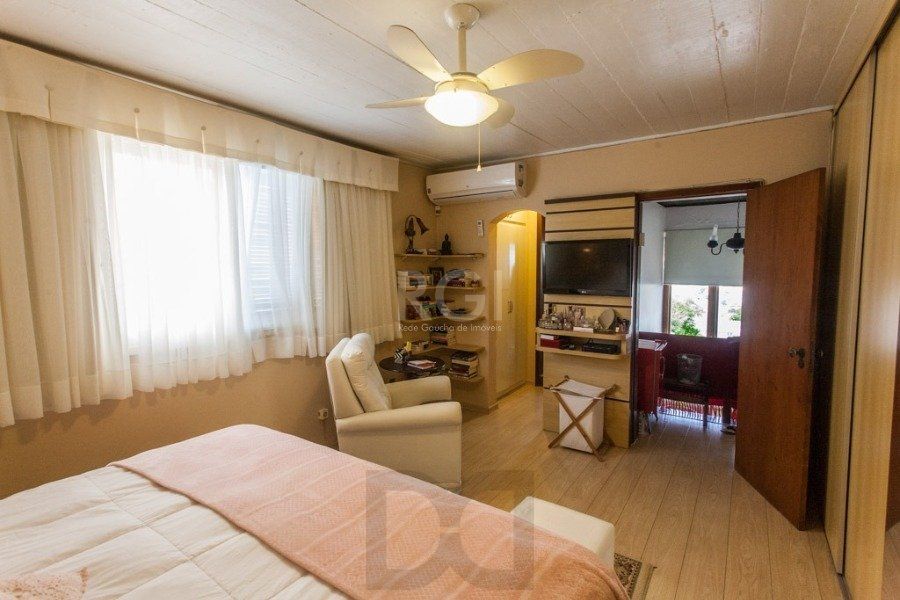 Casa para Venda - 400m², 3 dormitórios, sendo 1 suites, 5 vagas - Cristal — foto 22