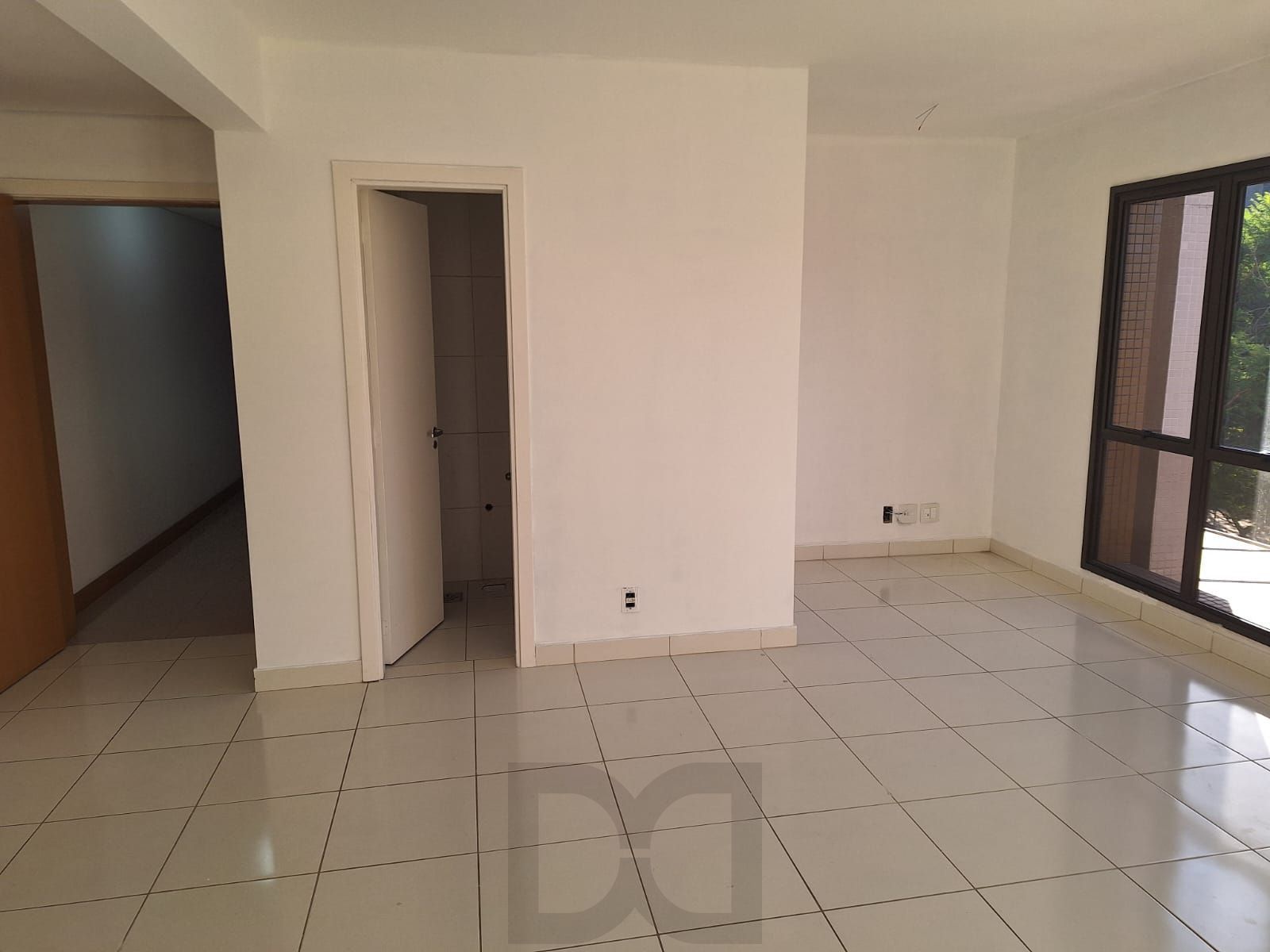 Sala coml. 33,82m2 Praia de Belas, mobiliada,01 vaga escrit. coberta — foto 7