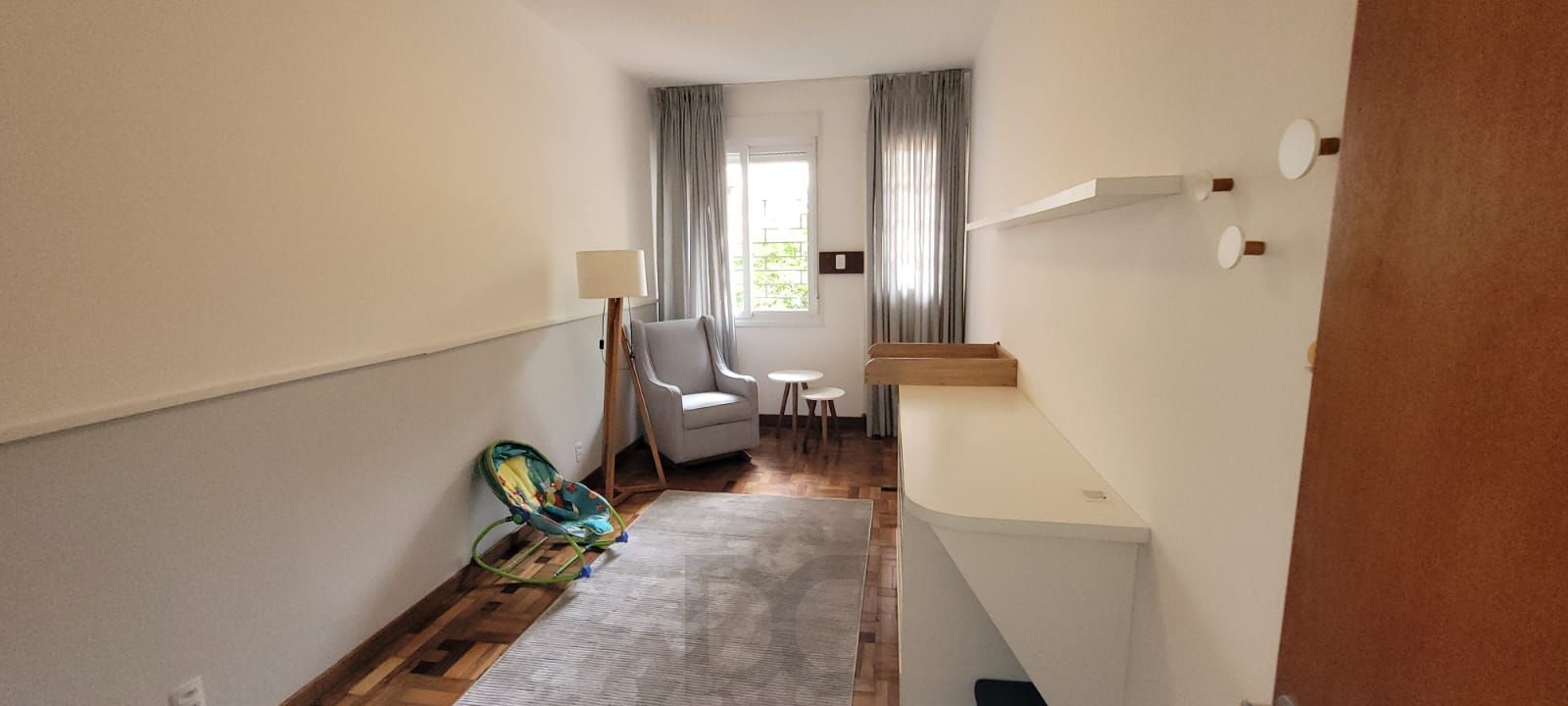 Casa 4 quartos reformada na Rua Andre Poente, residencial com potencial para comercial Próximo Hospital Moinhos de Vento — foto 3