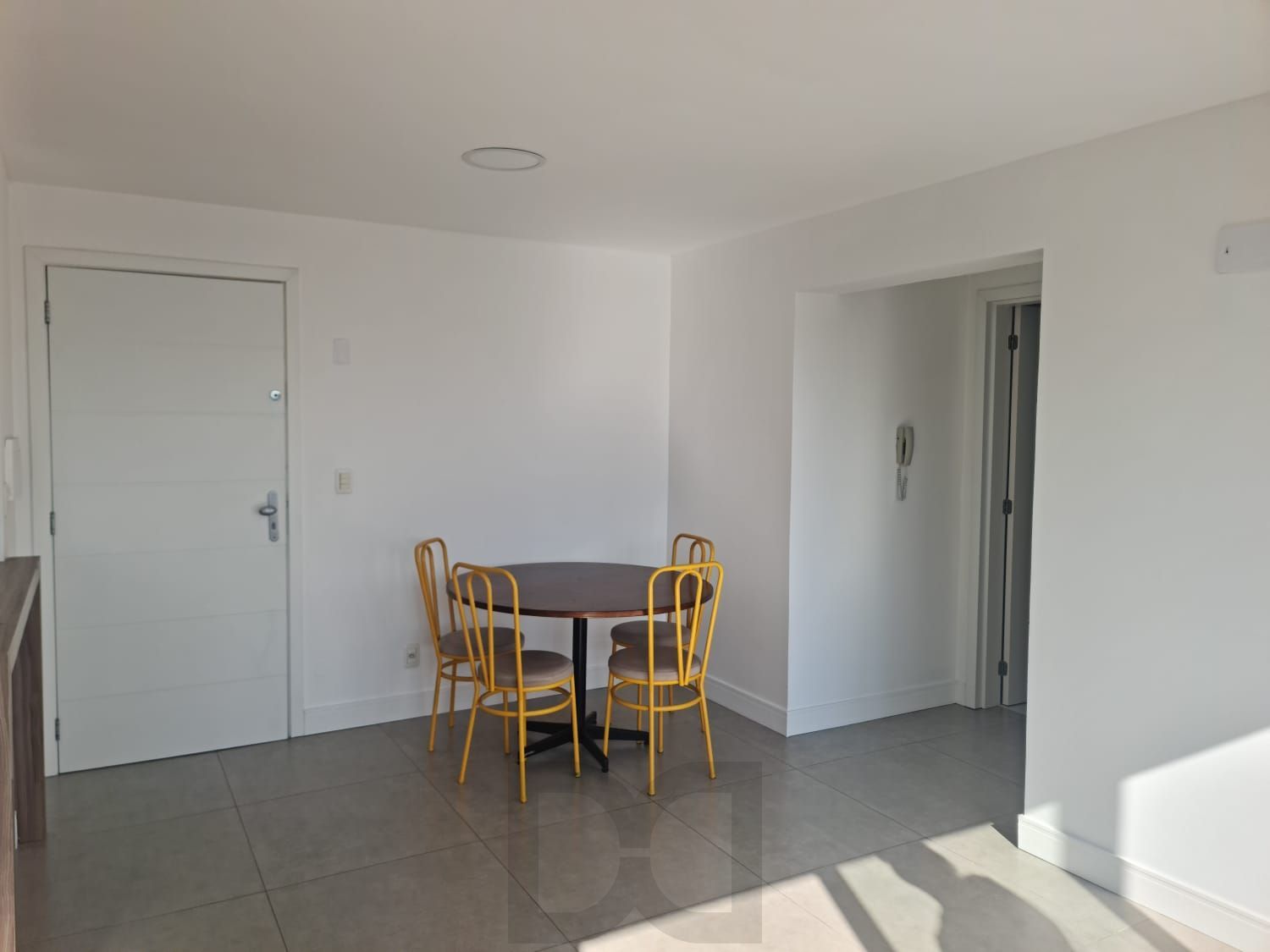 Excelente apartamento 01 dorm com churrasqueira no Jardim Botanico — foto 6