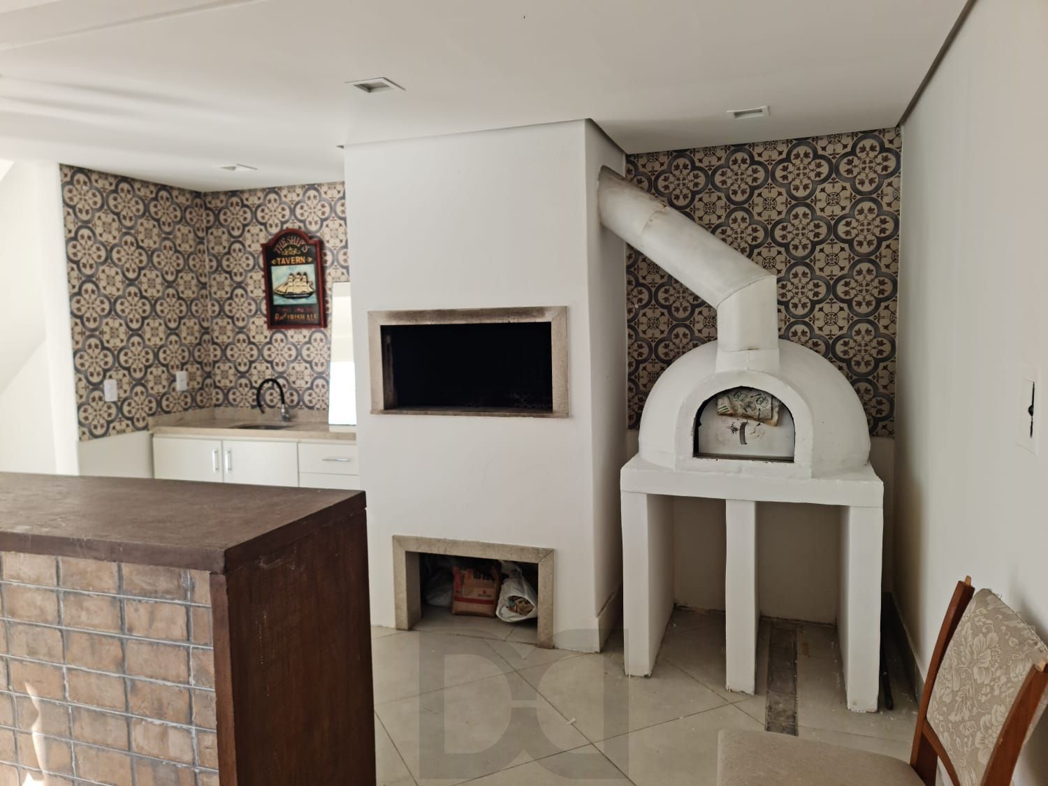 Linda casa com 5 dorm sendo 4 suites, 2 churrasqueiras e piscina — foto 26