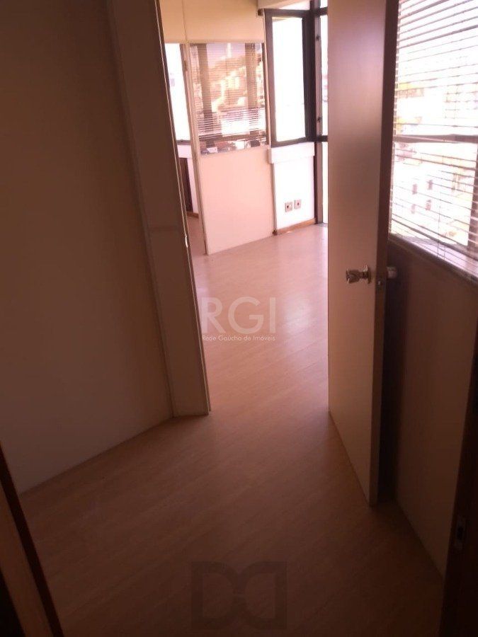 Conjunto/Sala para Venda - 44m², 0 dormitórios, 2 vagas Menino Deus — foto 7