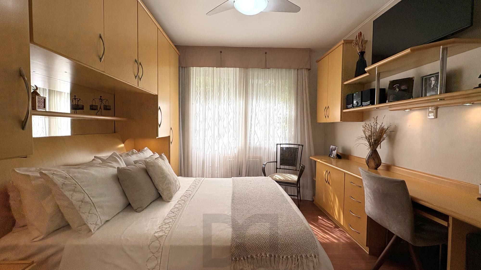 Maravilhoso apartamento no bairro Rio Branco próximo ao Zaffari Cabral , Igreja e colegio — foto 22