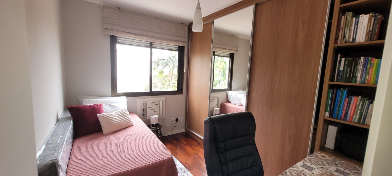 Apartamento para Venda - 74m², 2 dormitórios, sendo 1 suite, churrasqueira, salão de festas, academia, 1 vaga - Petrópolis — foto 16