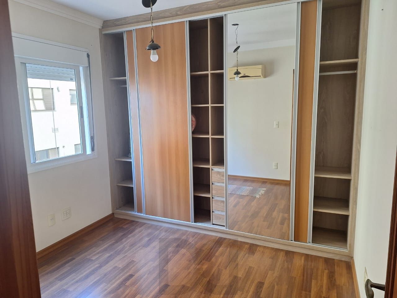 armário terceiro dorm.