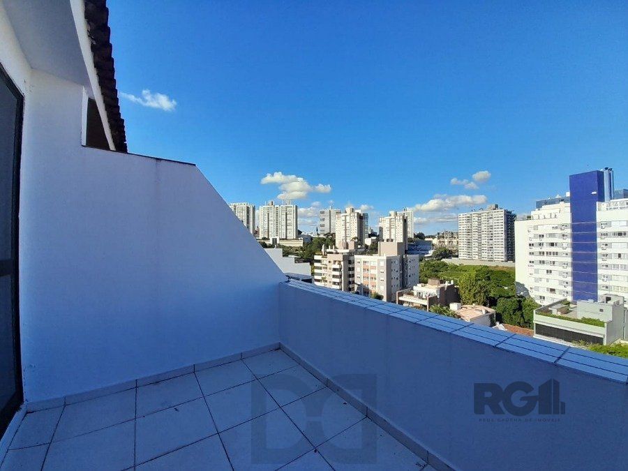 Sala duplex, 67,5m² privativos, boa orientação solar, fundos para a Protásio Alves — foto 12