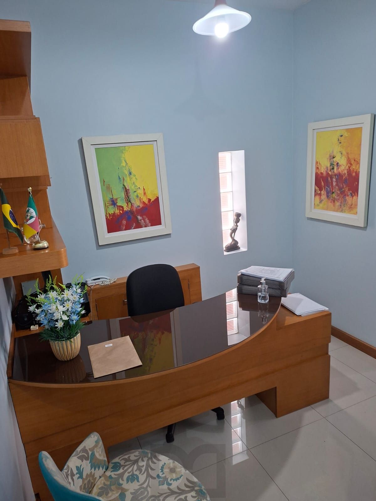 Sala com 41,14 me com uma vaga escriturada e coberta — foto 9