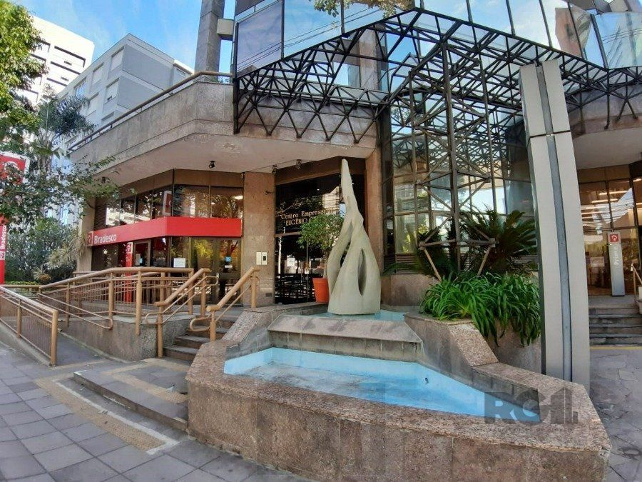 SALA COMERCIAL COM 57,60 M2 NA CARLOS GOMES — foto 2