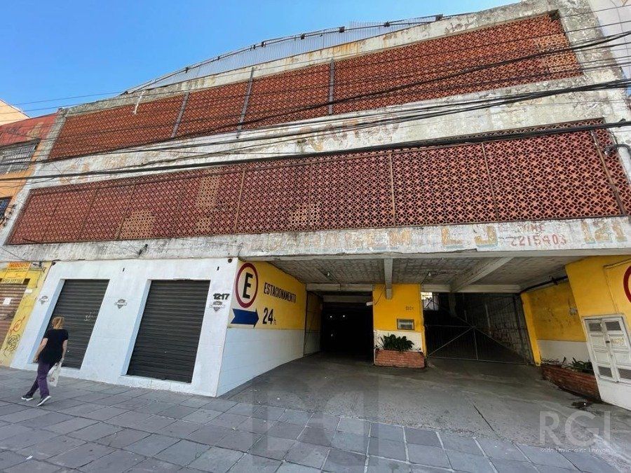 Predio para Venda - 1727m², 0 dormitórios, Cidade Baixa — foto 1
