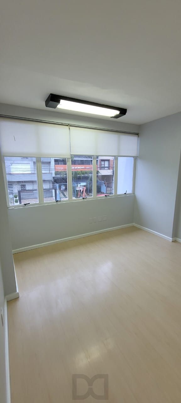 Casa para Venda - 260m², 3 dormitórios, sendo 1 suites, Rio Branco — foto 31