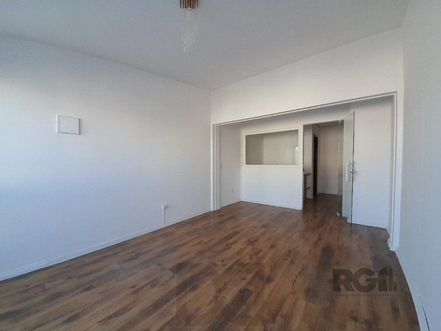 Sala duplex, 67,5m² privativos, boa orientação solar, fundos para a Protásio Alves — foto 10