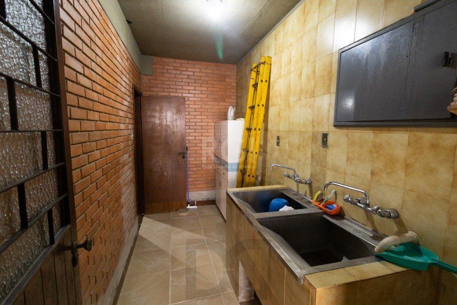 Casa para Venda - 500m², 4 dormitórios, sendo 1 suites, 5 vagas - Boa Vista — foto 16