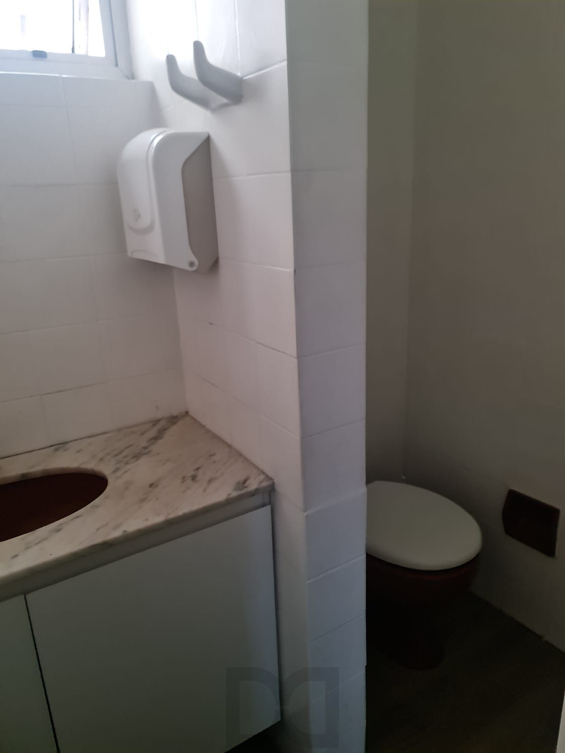 Ótima sala comercial mobiliada no bairro Petrópolis — foto 7