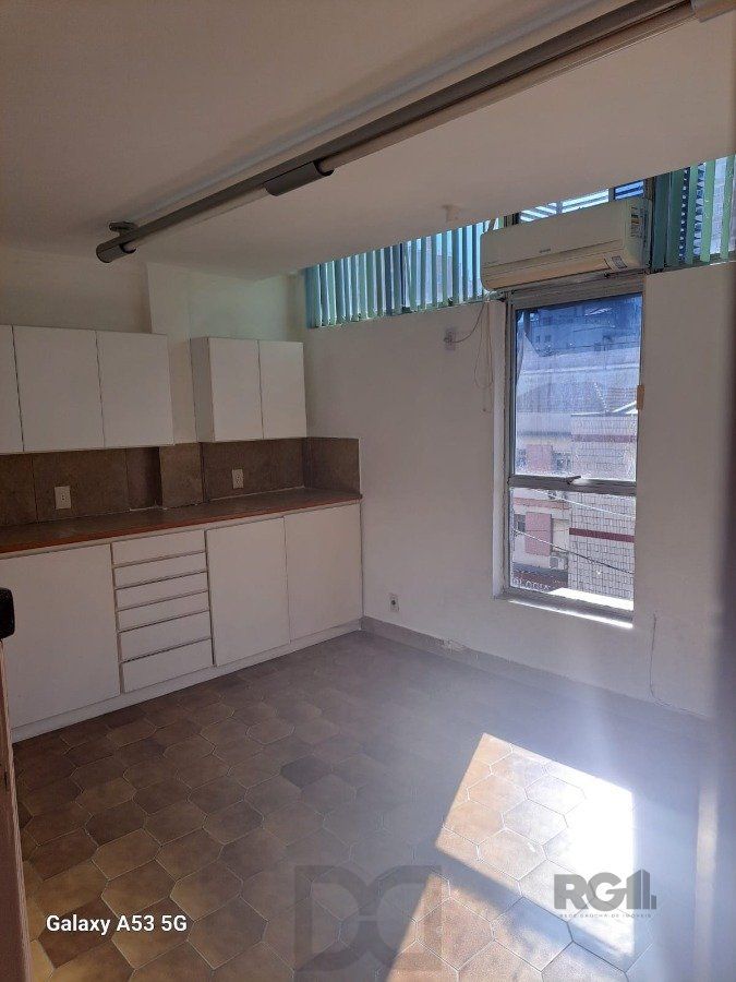Sala mobiliada para odontologia na Fernandes Vieira — foto 5
