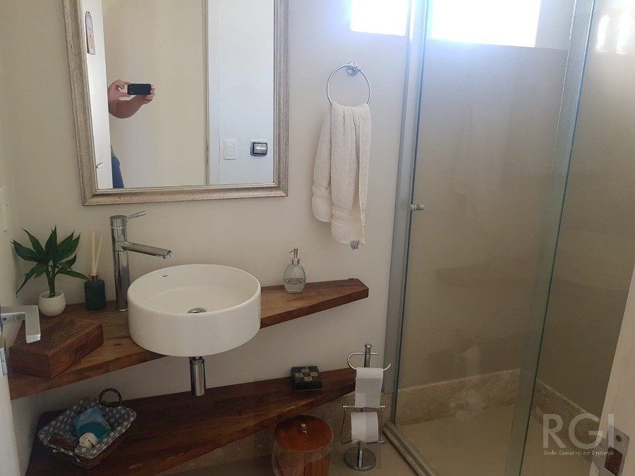 Casa para Venda - 200m², 4 dormitórios, sendo 1 suites, 4 vagas - Santa Tereza — foto 29