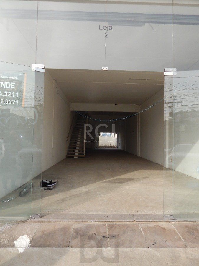Loja para Venda - 27708m², 0 dormitórios, Medianeira — foto 2