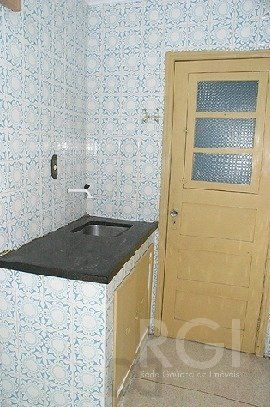 JK residencial no Bairro Menino Deus - Porto Alegre, área de 25m², R$150 mil — foto 9