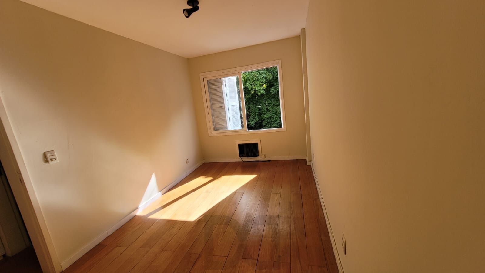 VENDA COBERTURA NO MONT SERRAT 2 DORM com 94m² privativos — foto 12