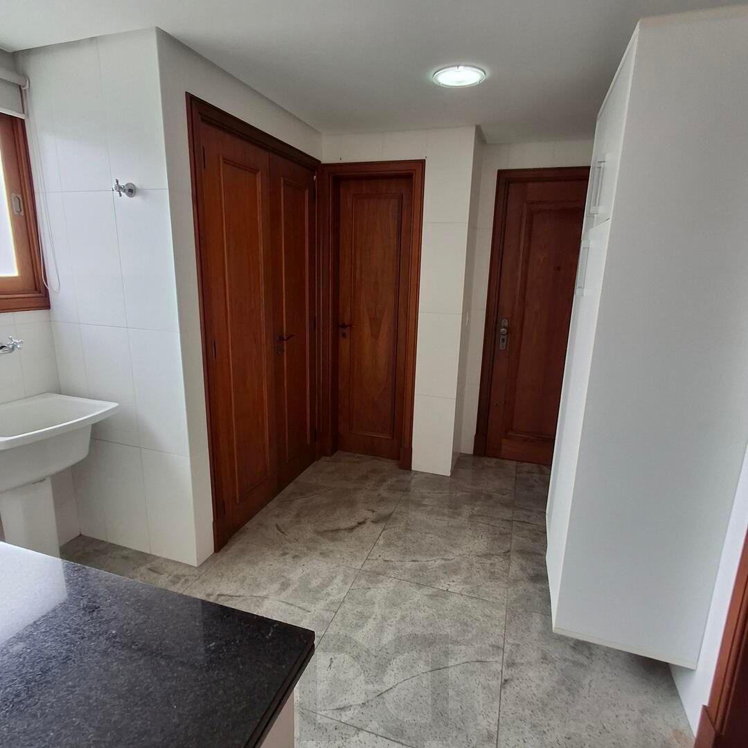 Maravilhoso Apartamento Alto Padrão no coração do Moinhos de Vento — foto 19