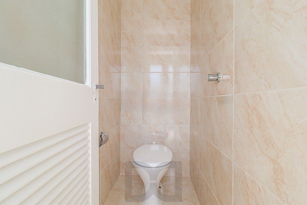 venda apartamento 2 dorm living amplo, lavabo, semi mobiliado elevador garagem — foto 7