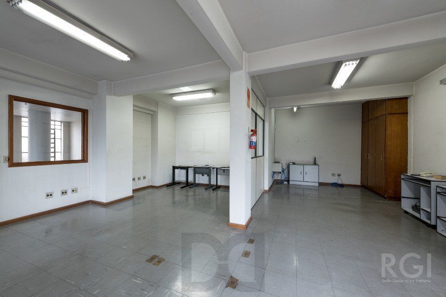 Predio para Venda - 2203.23m², 0 dormitórios, 30 vagas - São João — foto 11