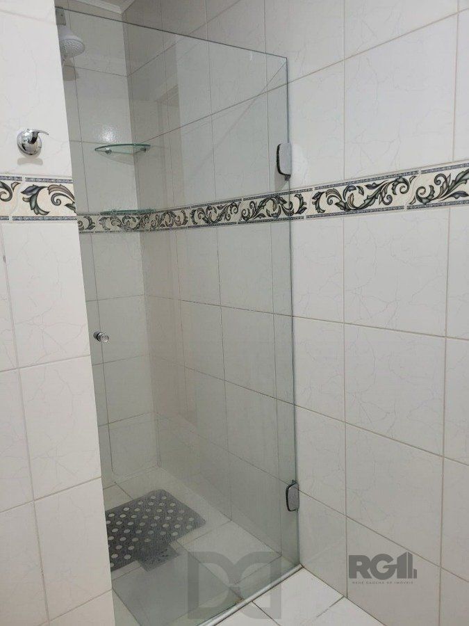 Apartamento 2 dormitórios com vaga no Bairro Cristal. — foto 6