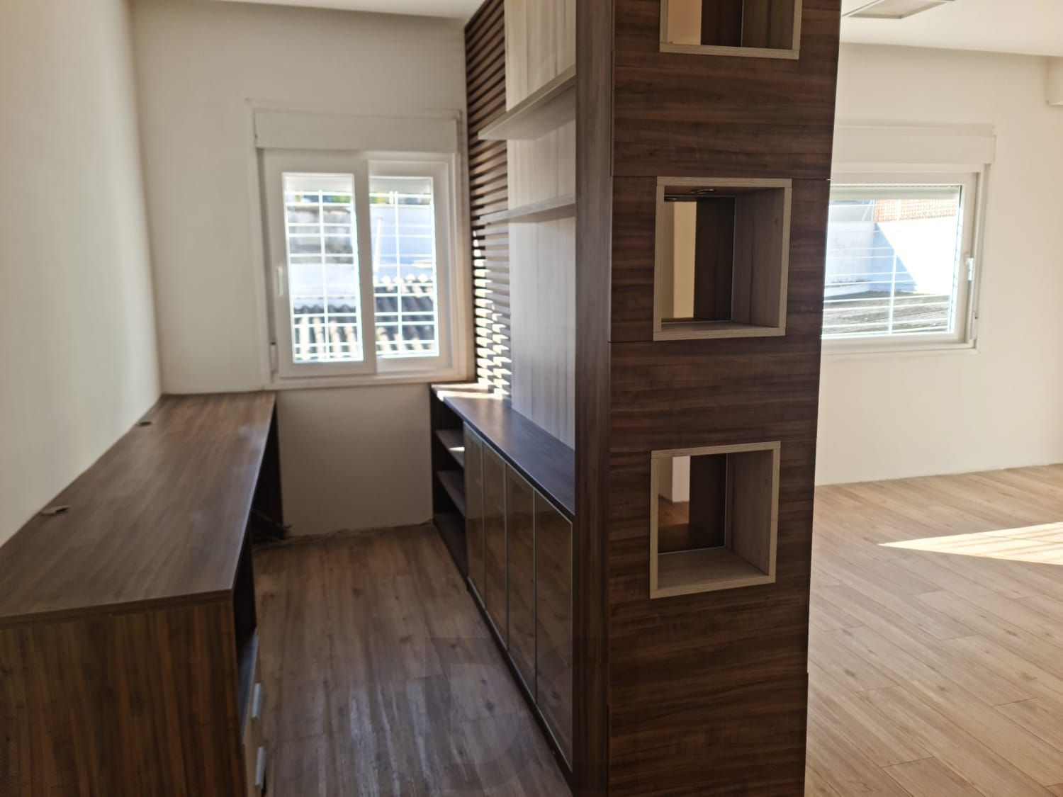 Linda casa com 5 dorm sendo 4 suites, 2 churrasqueiras e piscina — foto 20