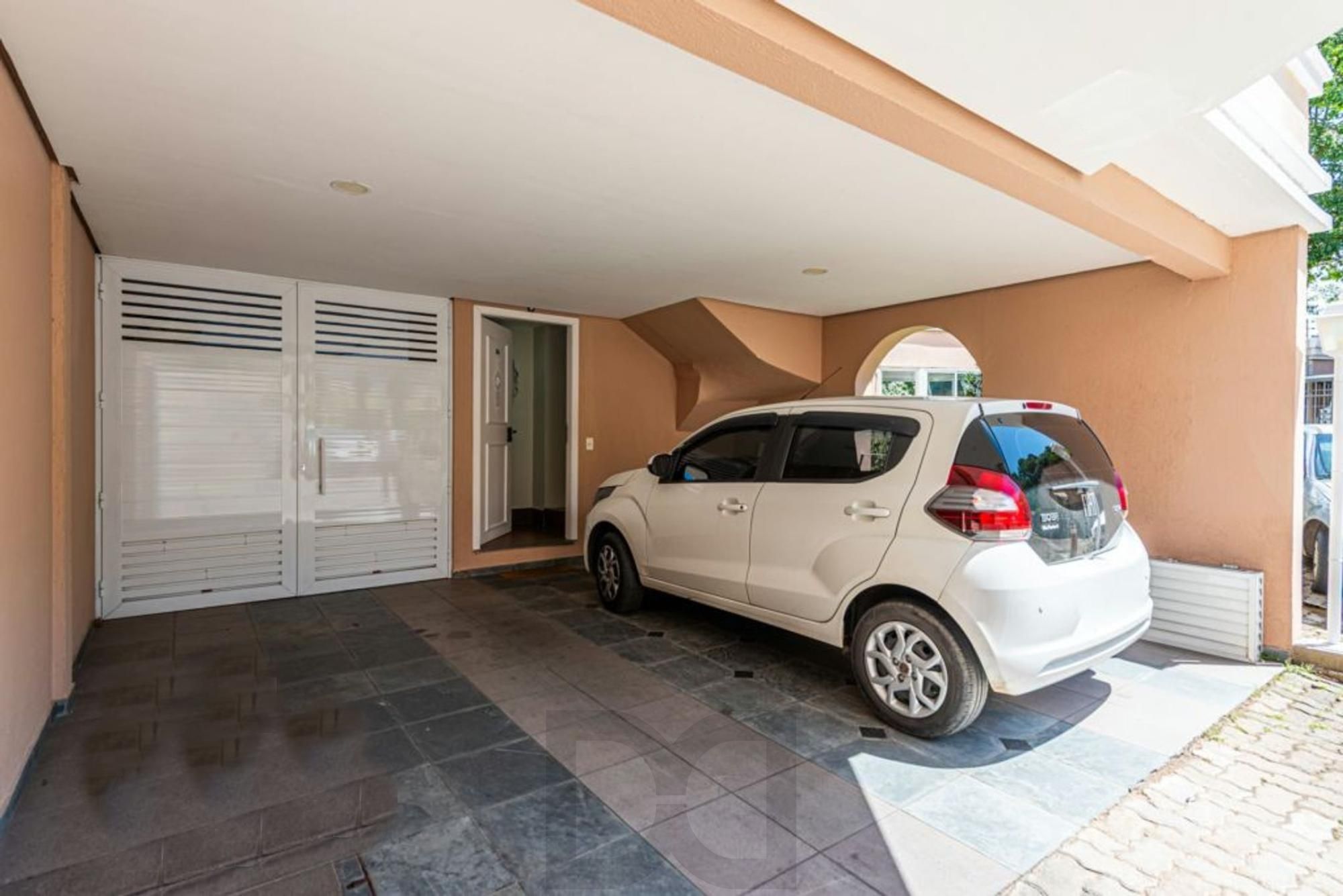 Casa de Esquina exclusiva em condominio fechado!!! — foto 40