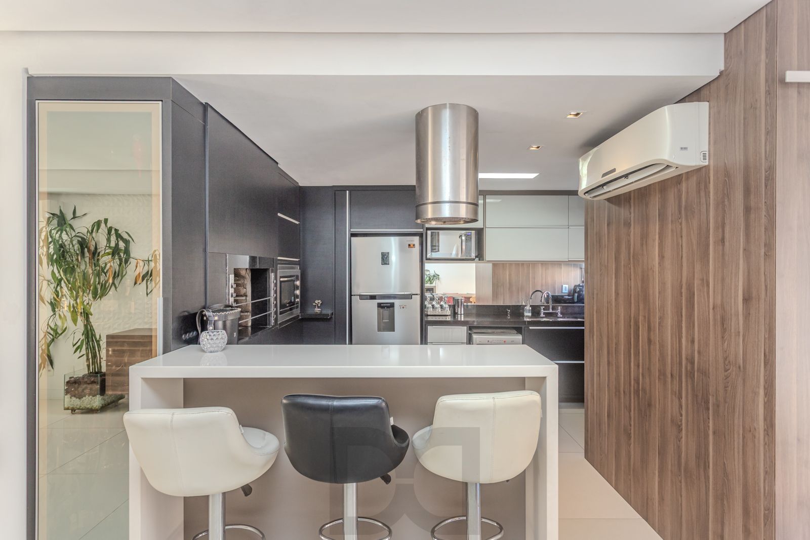 Casa com 3 suítes, Jacuzzi e vista panorâmica para o Guaíba — foto 11