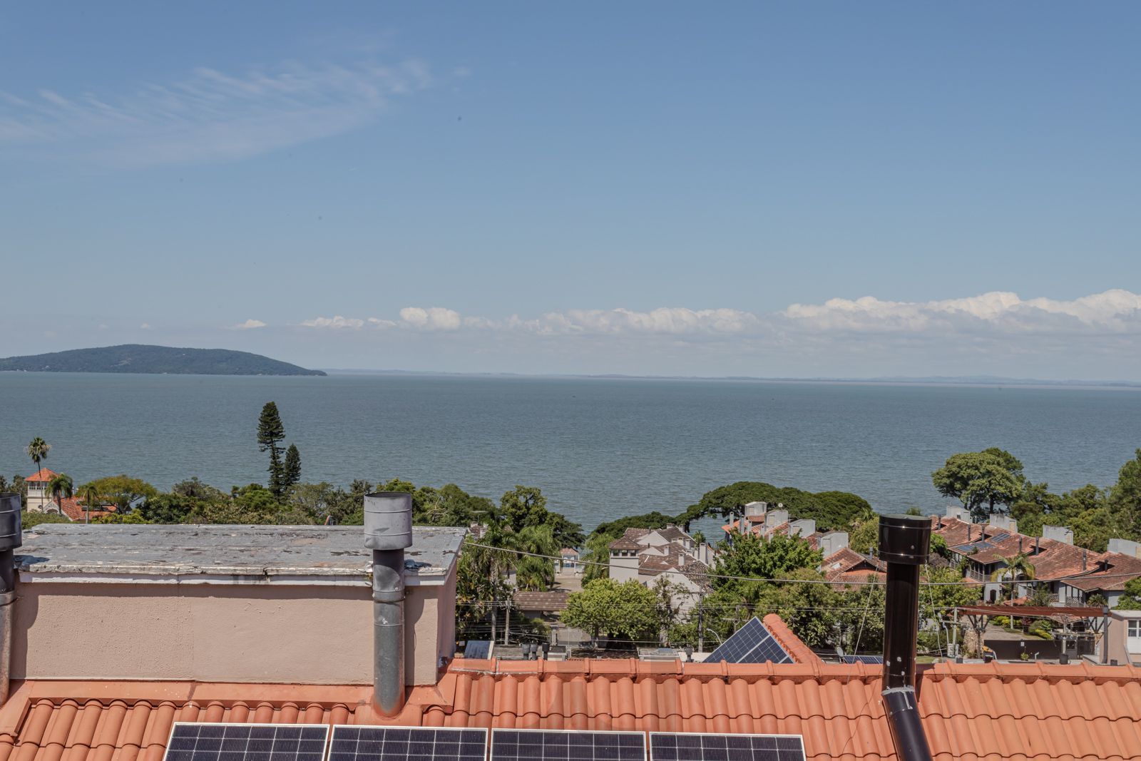 Casa com 3 suítes, Jacuzzi e vista panorâmica para o Guaíba — foto 4