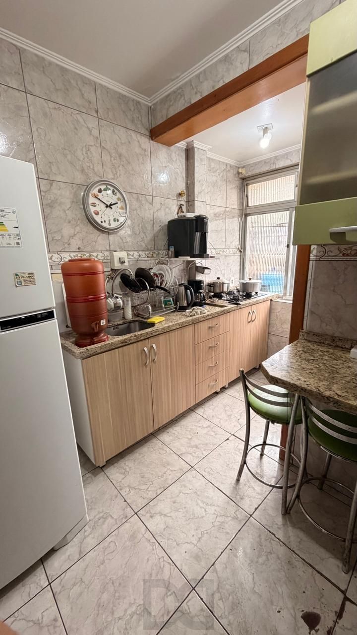 Apartamento de 3 dormitórios, localizado na Rua Marechal Mesquita. — foto 5