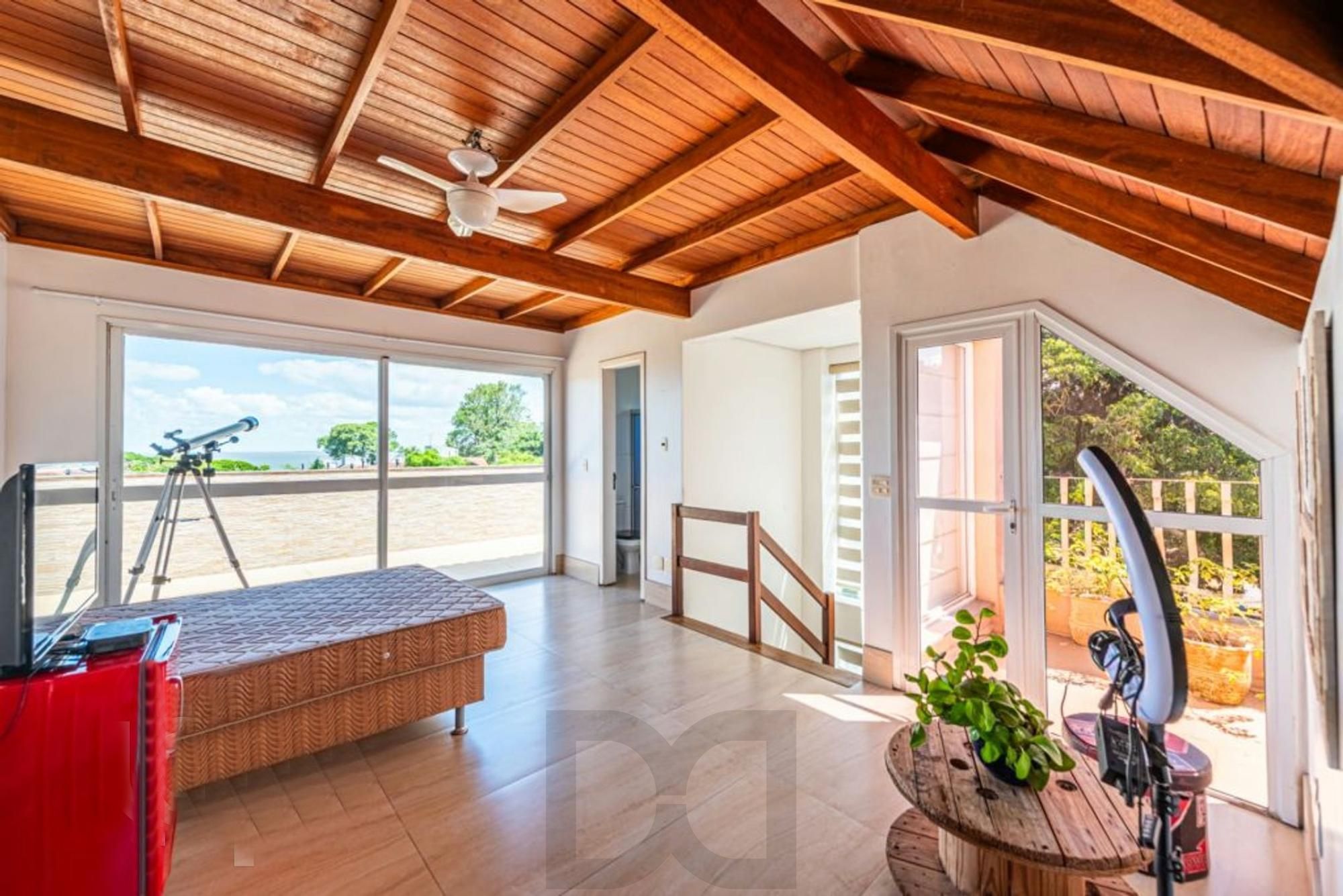Casa de Esquina exclusiva em condominio fechado!!! — foto 26
