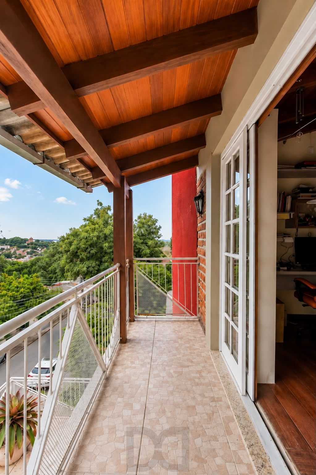 Casa semimobiliada com 3 dormitórios, suíte e espaço gourmet em Santa Tereza – Porto Alegre — foto 18