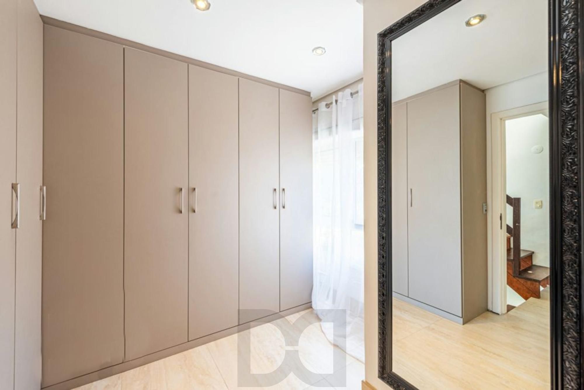 Casa de Esquina exclusiva em condominio fechado!!! — foto 13