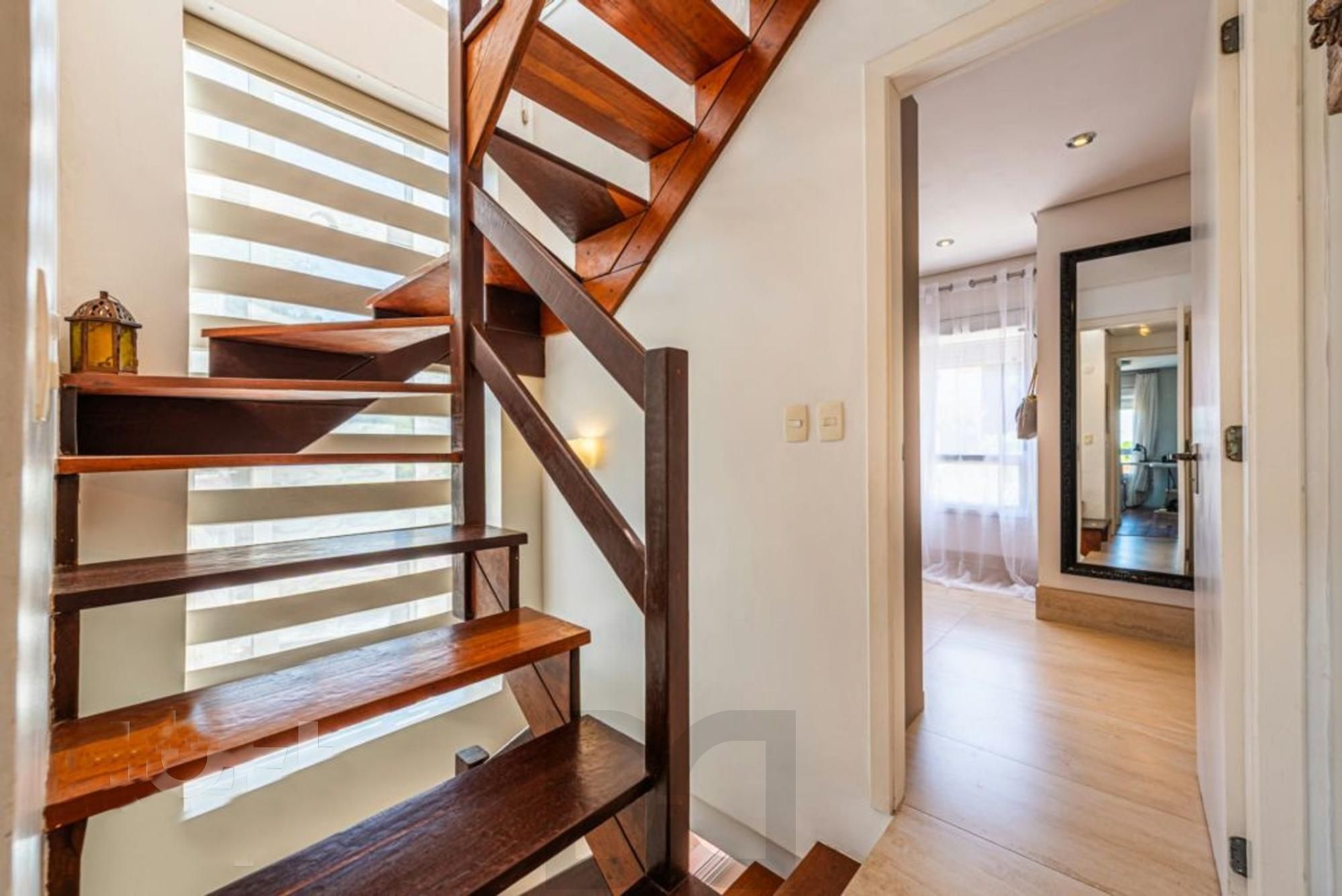 Casa de Esquina exclusiva em condominio fechado!!! — foto 8