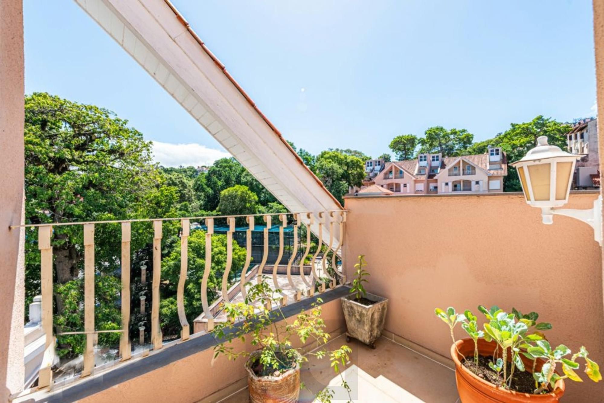 Casa de Esquina exclusiva em condominio fechado!!! — foto 29