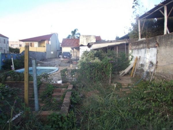 Casa com 03 quartos em terreno de 13:20 x 7501, no bairro Medianeira — foto 24