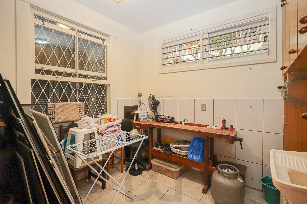 Casa em Petrópolis com terreno de 460 m2 — foto 37