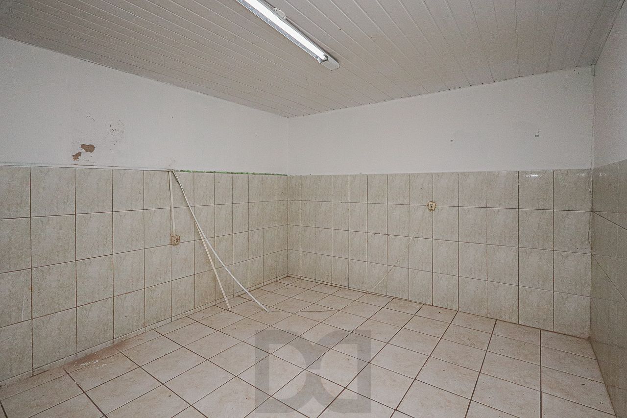 Prédio Comercial com entrada para caminhão — foto 36