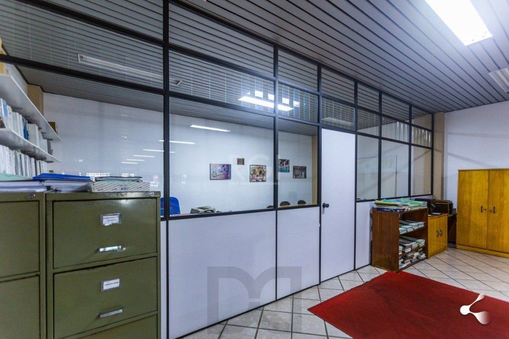 Prédio comercial, 04 banheiros, 500 m² área, Bairro Higiênópolis — foto 9