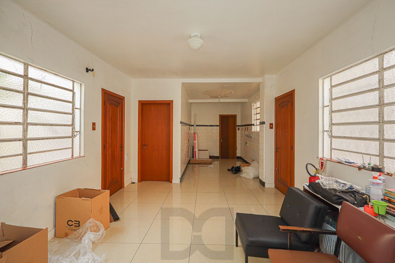 Casa à venda, 3 dormitórios, 316m², 4 vagas de garagem, Bairro São Geraldo — foto 26