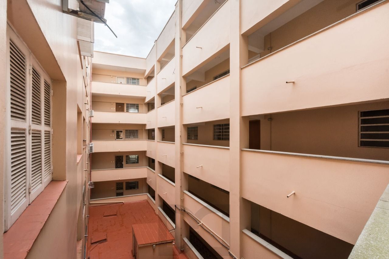 Apartamento, 2 dormitórios, 2 banheiros, 114m², Bairro Floresta — foto 34