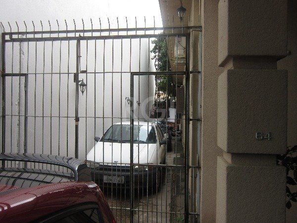Casa para Venda - 137m², 1 dormitório, sendo 1 suites, 4 vagas - Floresta — foto 6