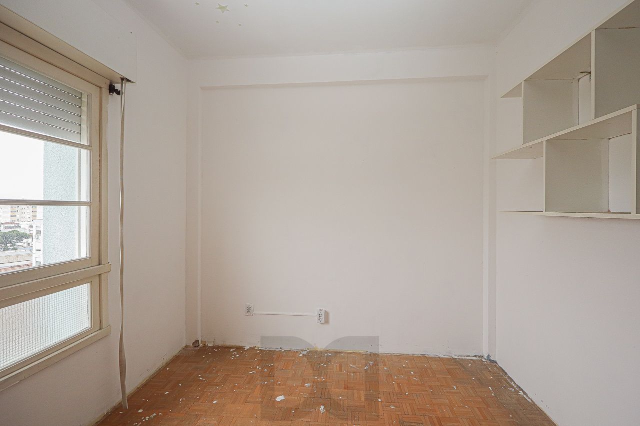 Apartamento 02 dormitórios no Bairro Floresta em Porto Alegre — foto 6