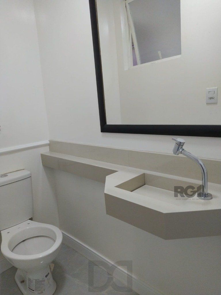 Apartamento 2 Dormitório(s) Bairro Chácara das Pedras — foto 6