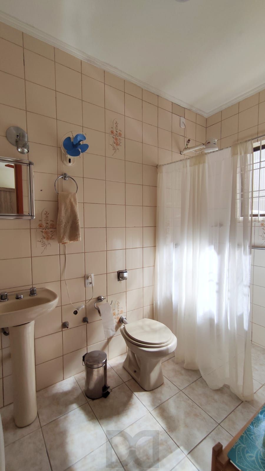 Casa com 4 Quartos e 2 banheiros e 2 Suites à Venda, 153 m² por R$ 990.000 — foto 21