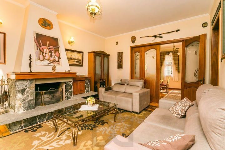 Casa em Petrópolis com terreno de 460 m2 — foto 1