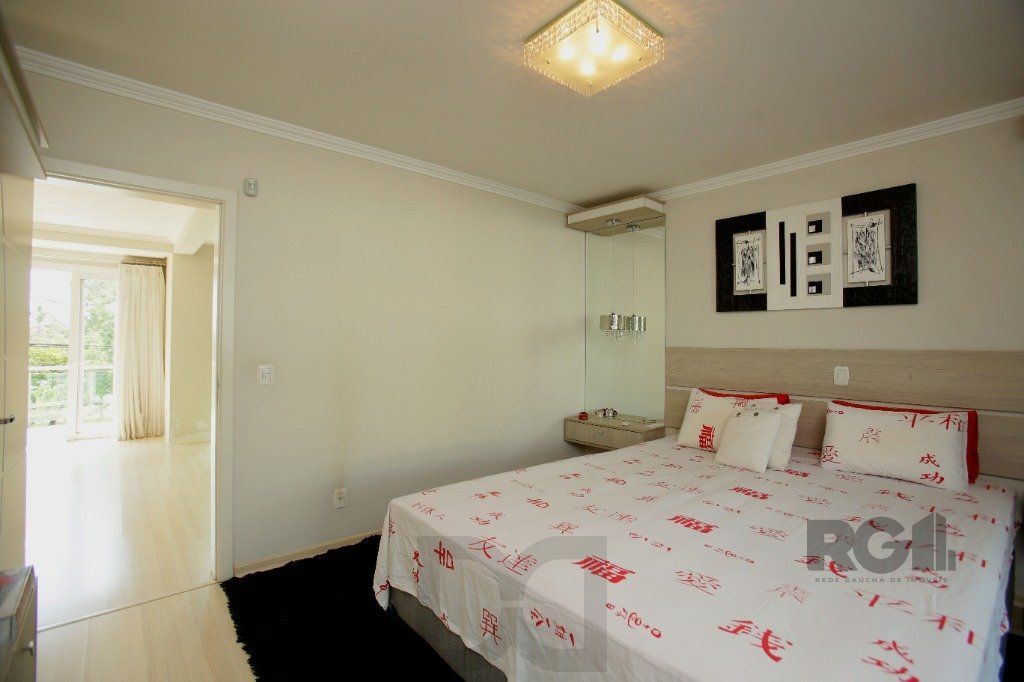 Casa 3 dormitórios, 300m², 3 banheiros, 4 garagens, Bairro Ecoville — foto 22
