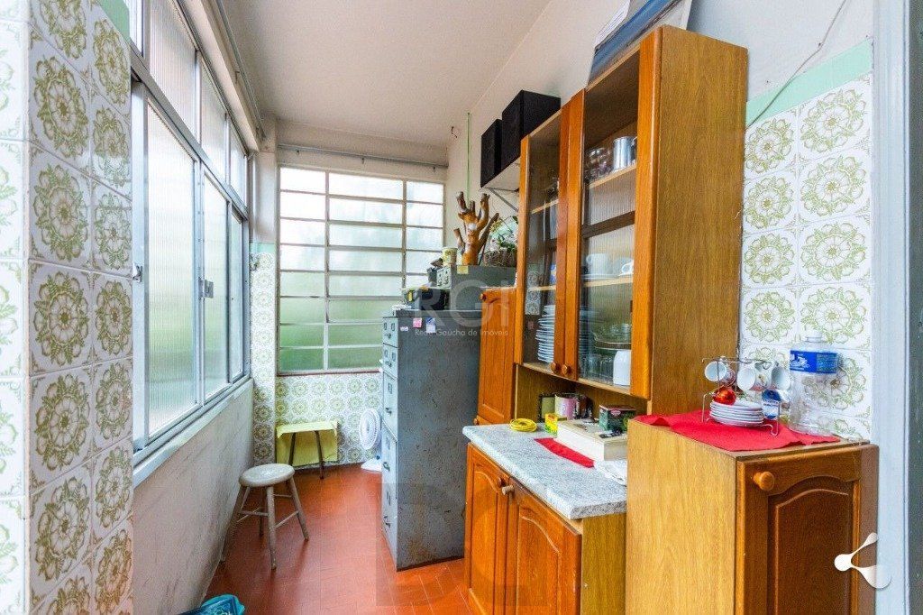 Casa para Venda - 221m², 4 dormitórios, sendo 1 suites, 2 vagas - São Geraldo — foto 11