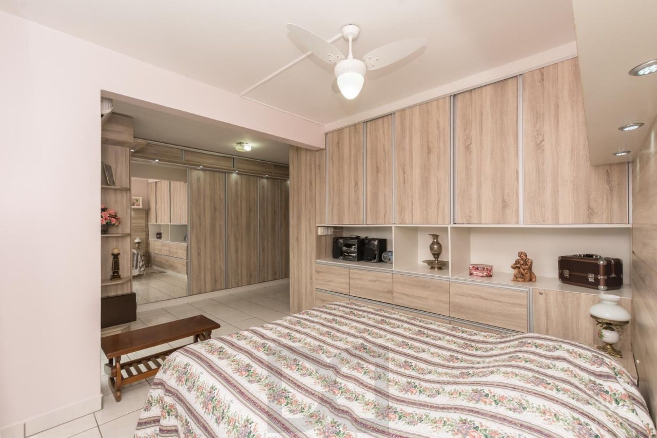 Apartamento, 2 dormitórios, 2 banheiros, 114m², Bairro Floresta — foto 25